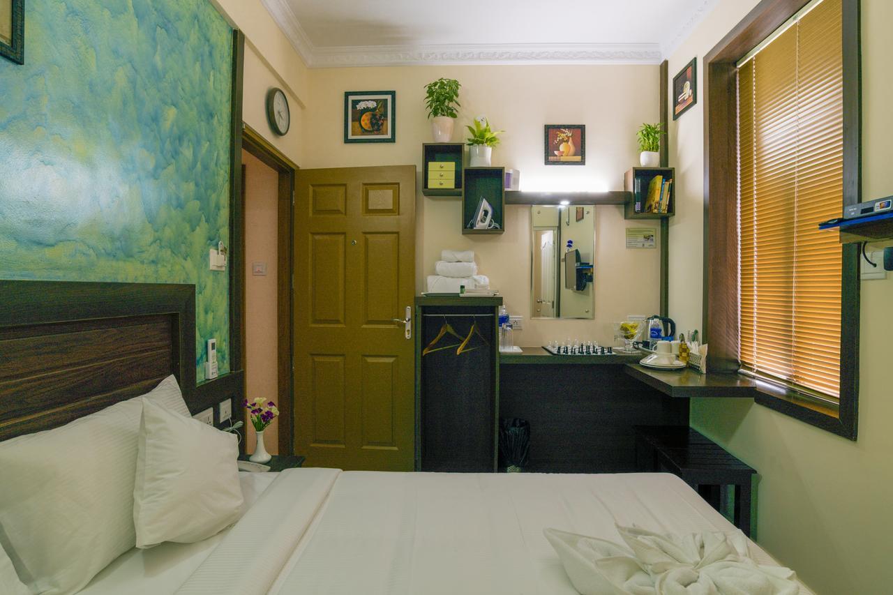 Blue Bell Cochin Airport Hotel Недумбассері Екстер'єр фото